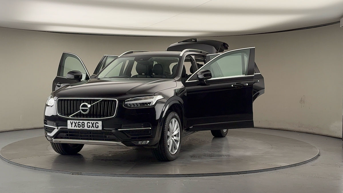 More views of Volvo XC90