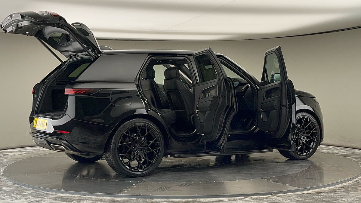 More views of Land Rover Range Rover Sport