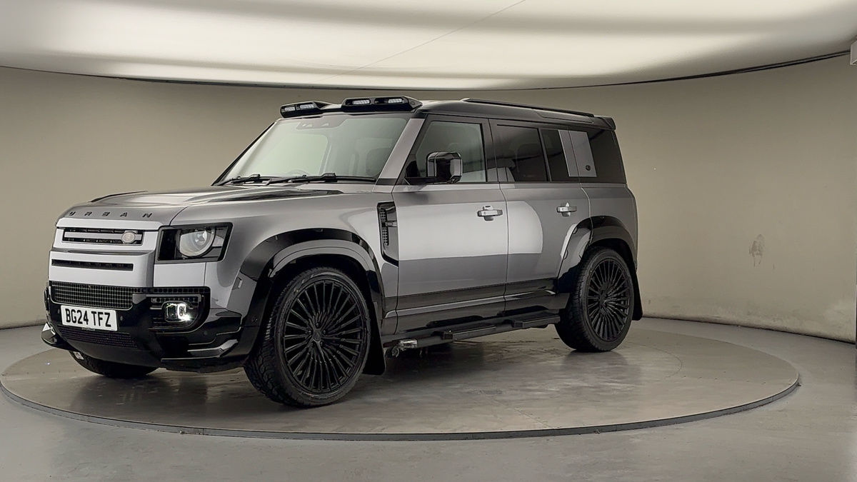 Land Rover Defender 110 Urban Image 20