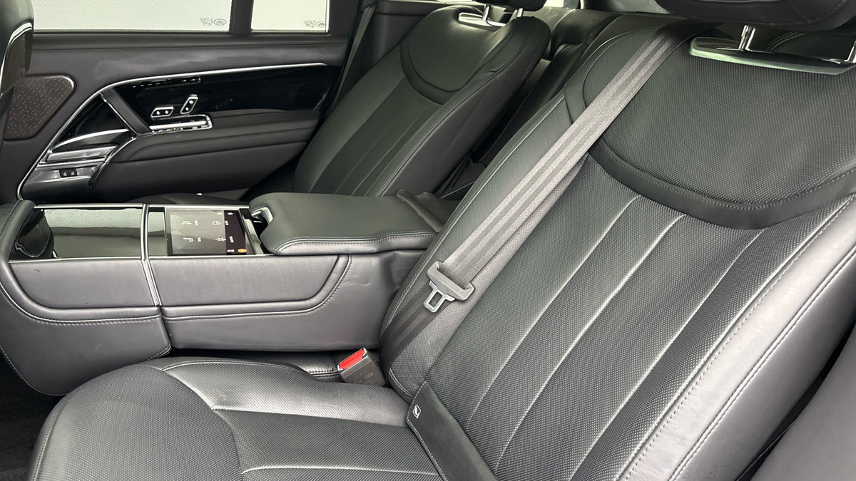 Land Rover Range Rover Image 9