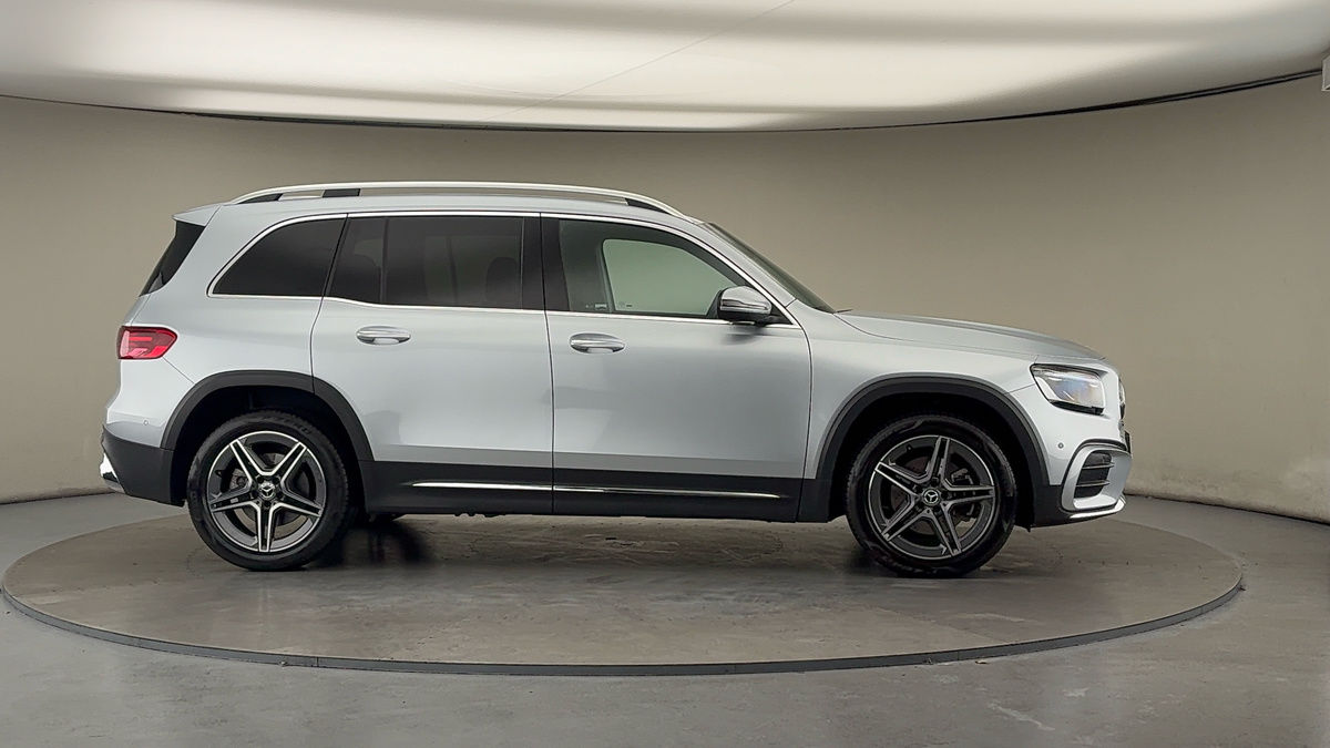 More views of Mercedes-Benz GLB