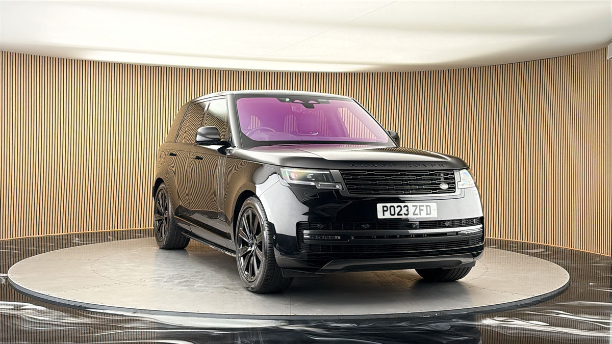 More views of Land Rover Range Rover