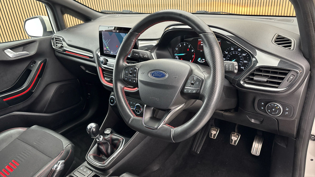 Ford Fiesta Image 5