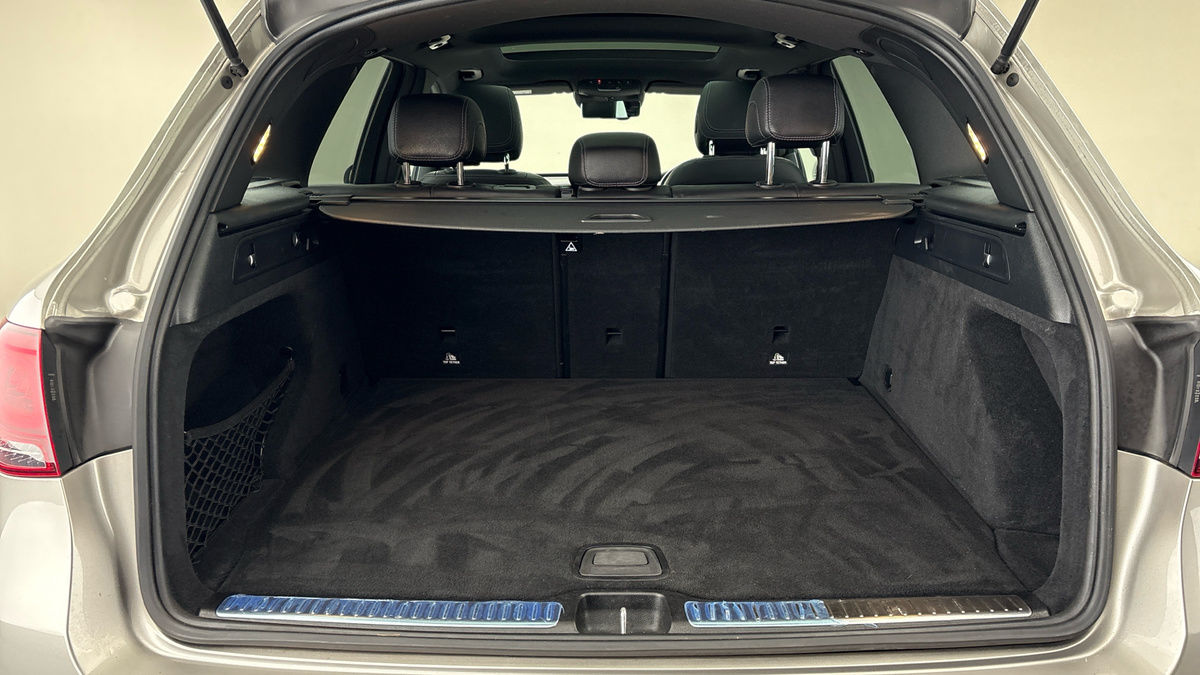 Mercedes-Benz GLC Image 11