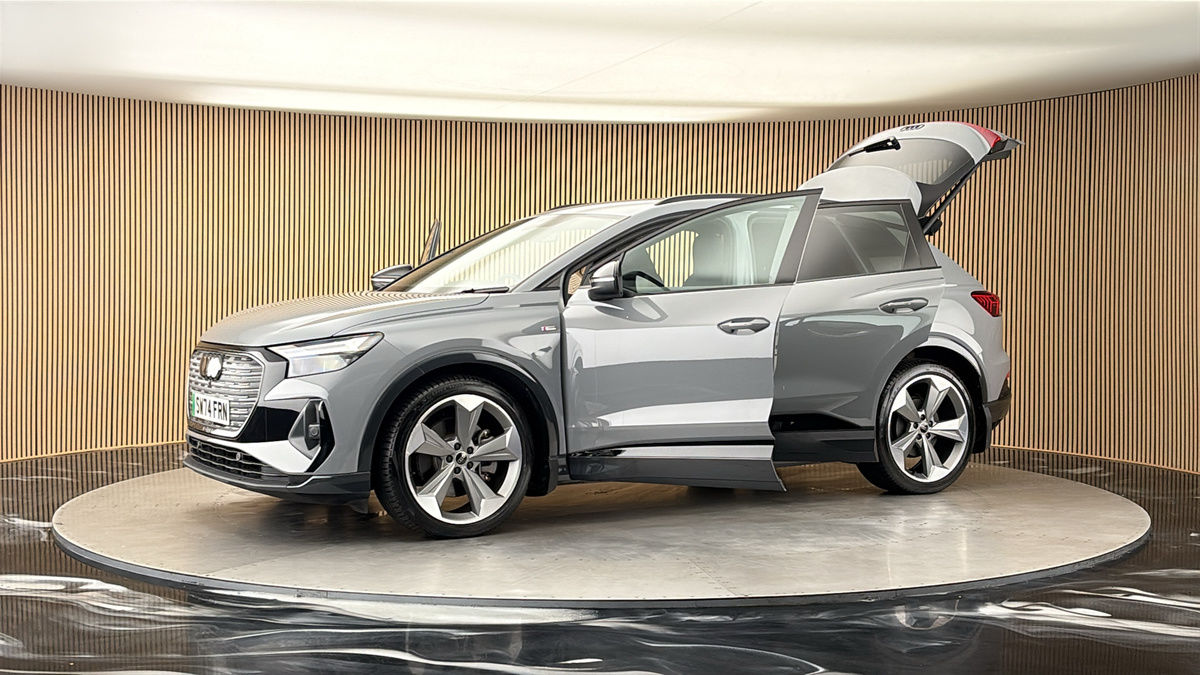More views of Audi Q4 e-tron
