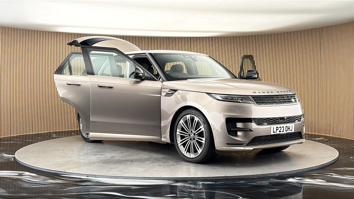 More views of Land Rover Range Rover Sport