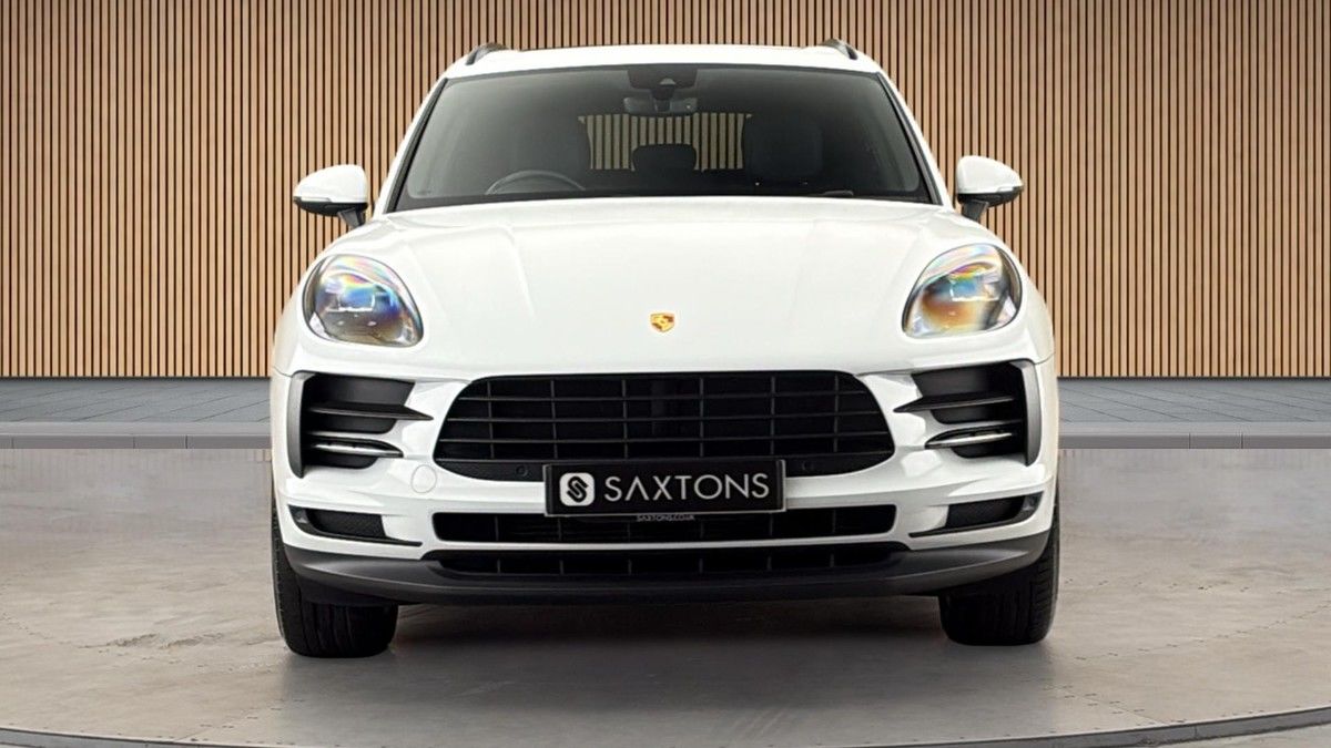 Porsche Macan Image 3