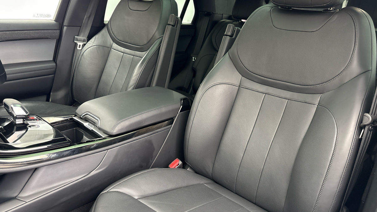 Land Rover Range Rover Sport Image 7