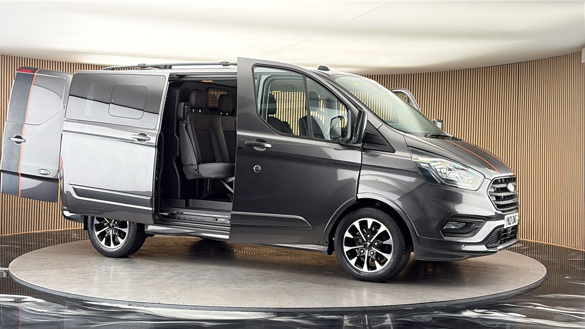 More views of Ford Transit Custom