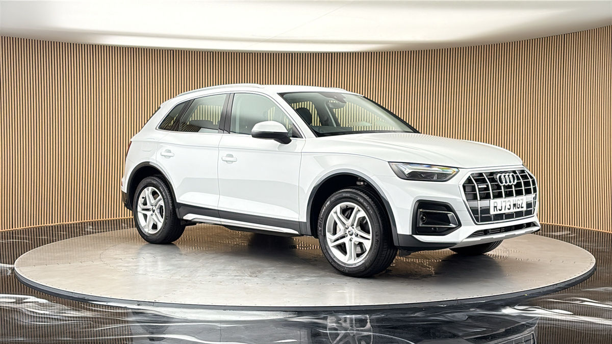 More views of Audi Q5