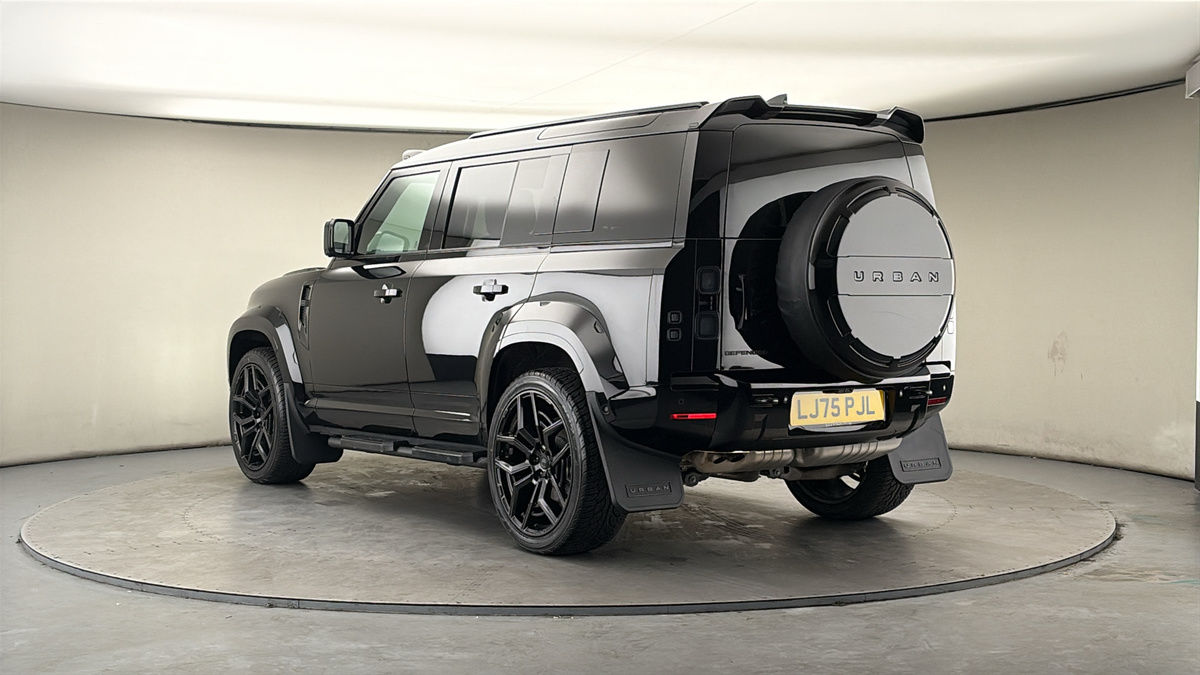 Land Rover Defender 110 Urban Image 2