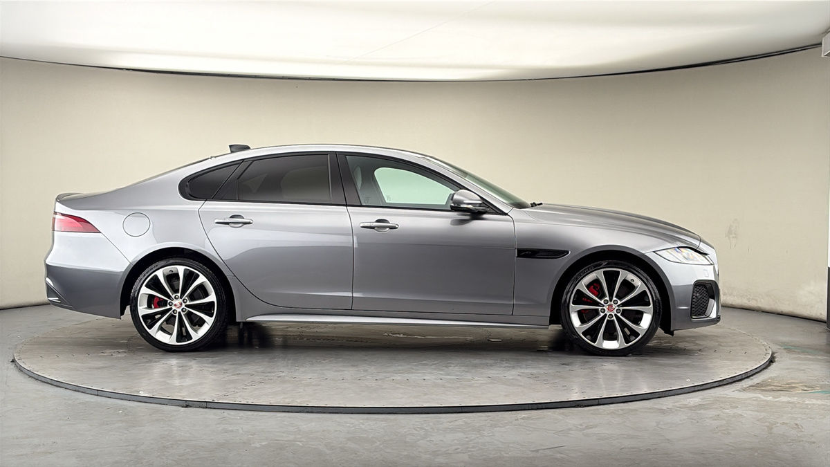 More views of Jaguar XF
