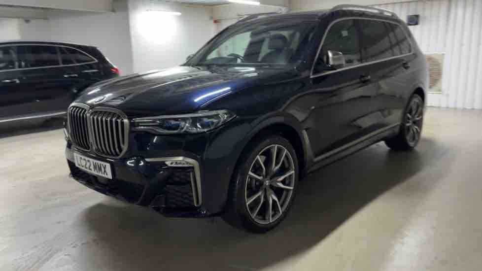 More views of BMW X7