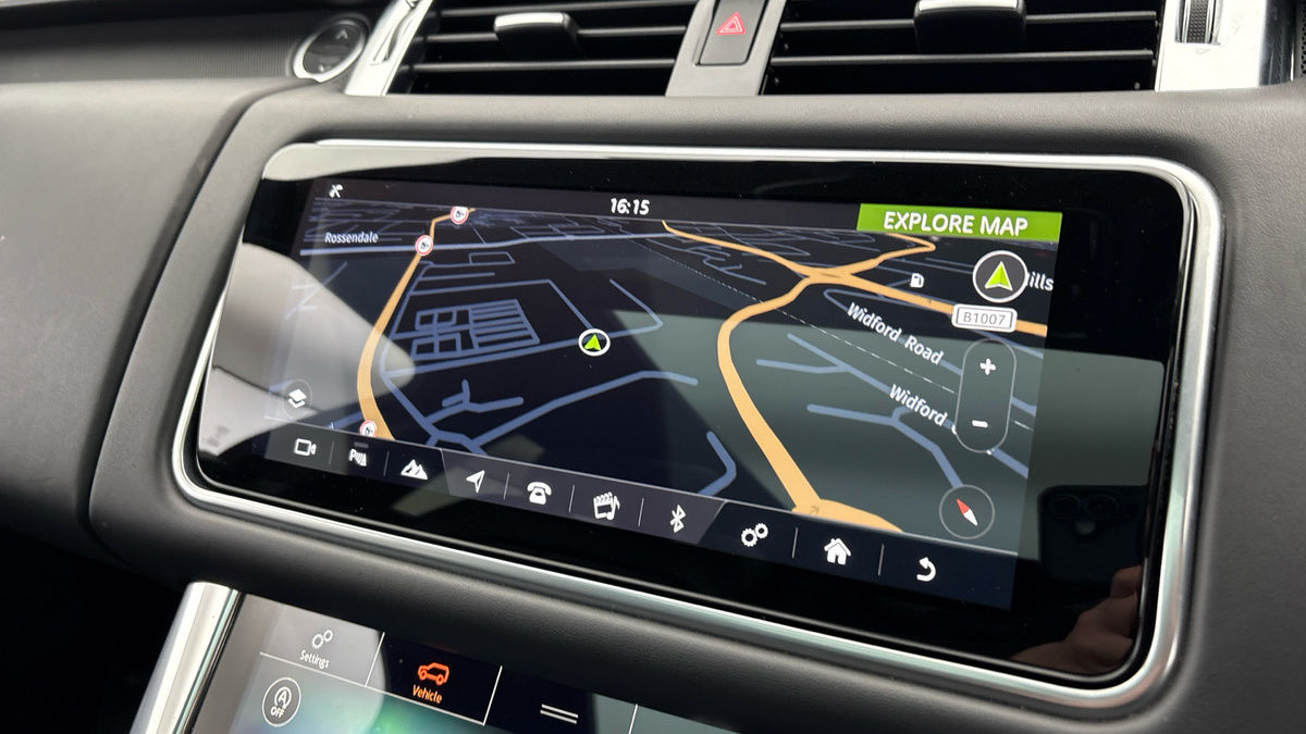 Land Rover Range Rover Sport Image 17