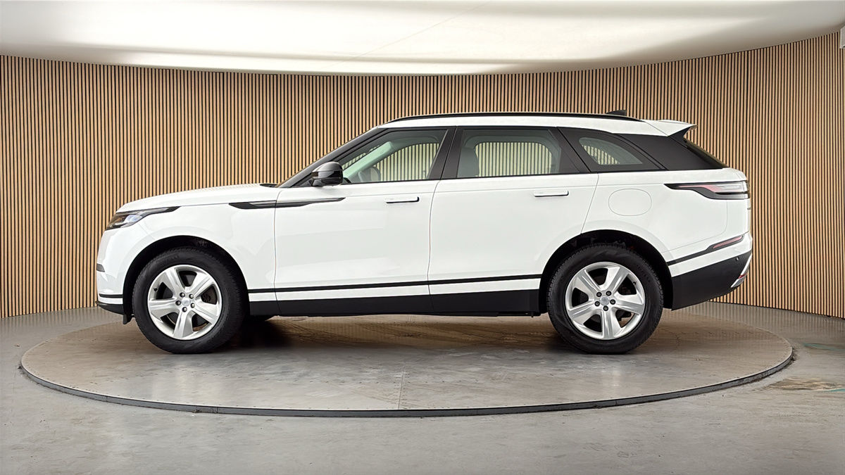 More views of Land Rover Range Rover Velar
