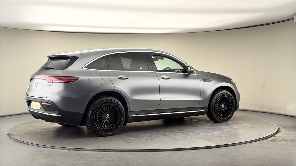 More views of Mercedes-Benz EQC