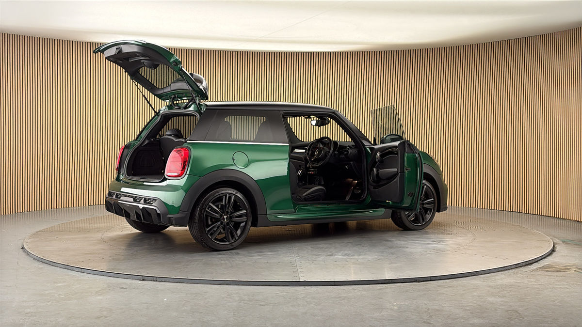 More views of MINI Hatch