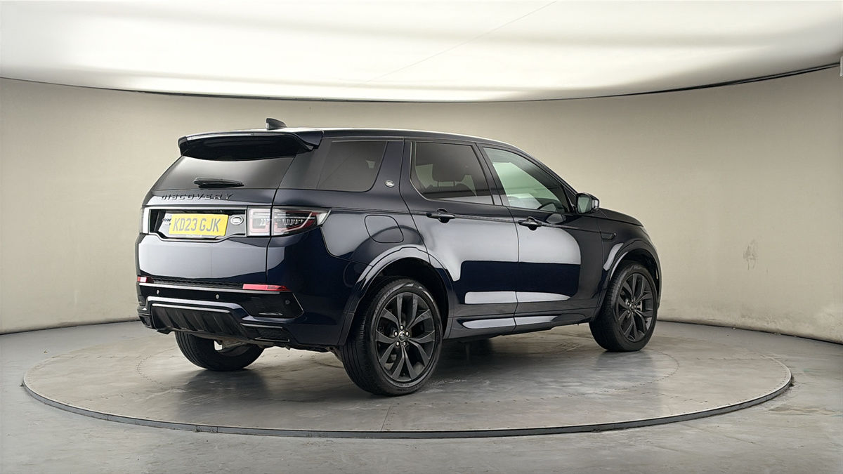 Land Rover Discovery Sport Image 21