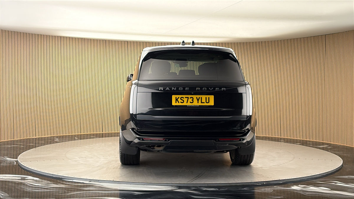 More views of Land Rover Range Rover