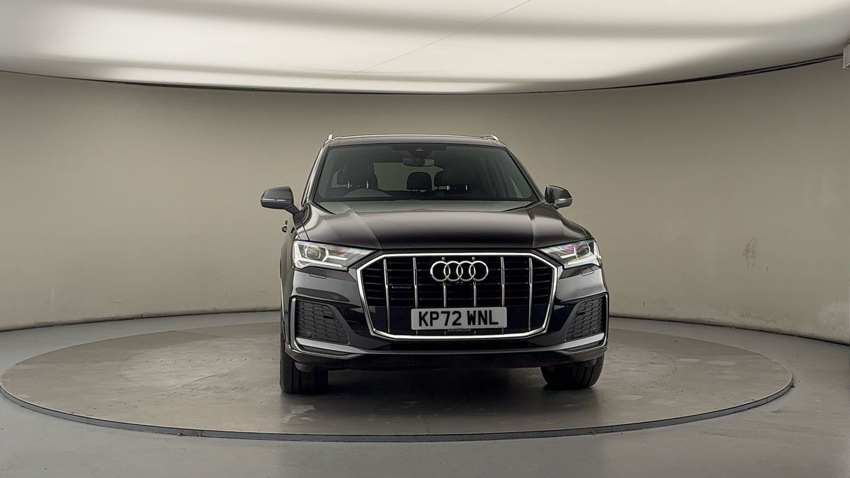 More views of Audi Q7