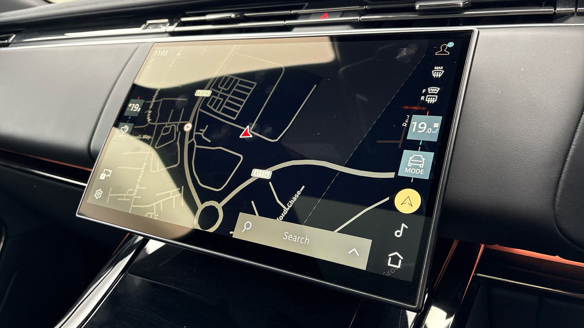Land Rover Range Rover Sport Image 17