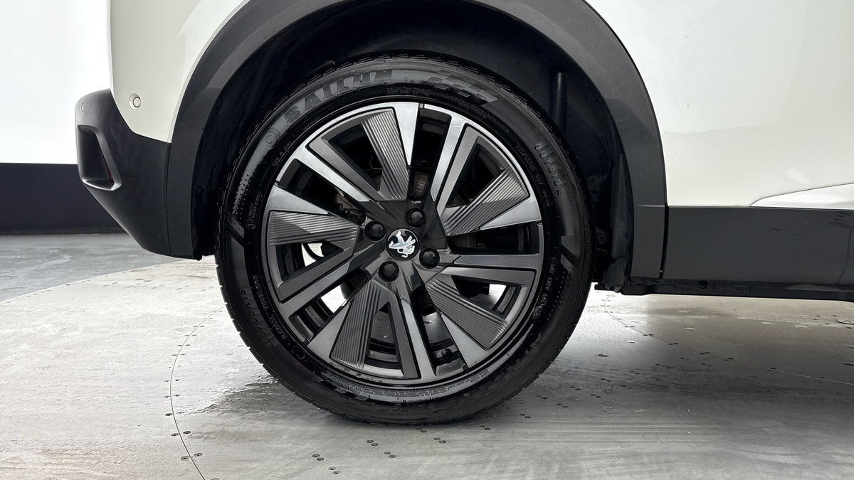 Peugeot E-2008 Image 10