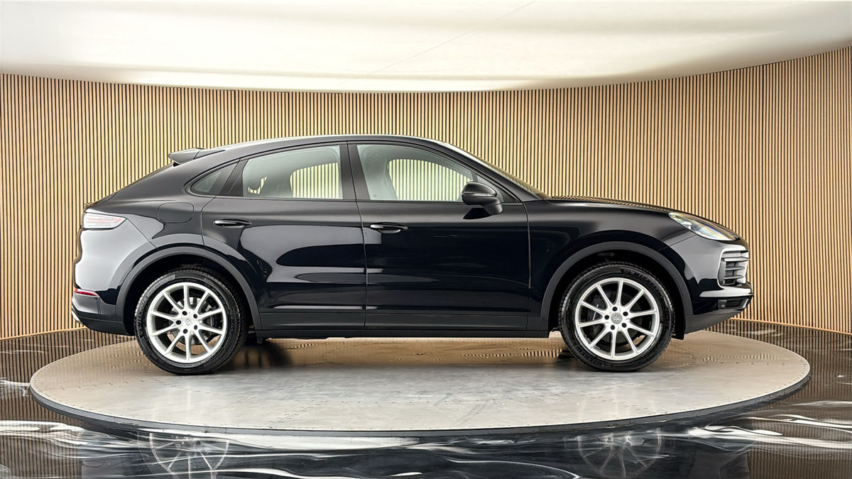 More views of Porsche Cayenne