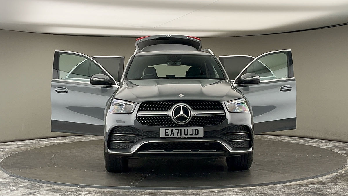More views of Mercedes-Benz GLE
