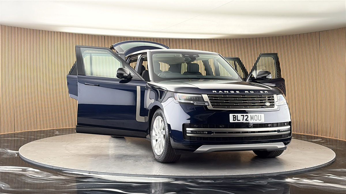 More views of Land Rover Range Rover