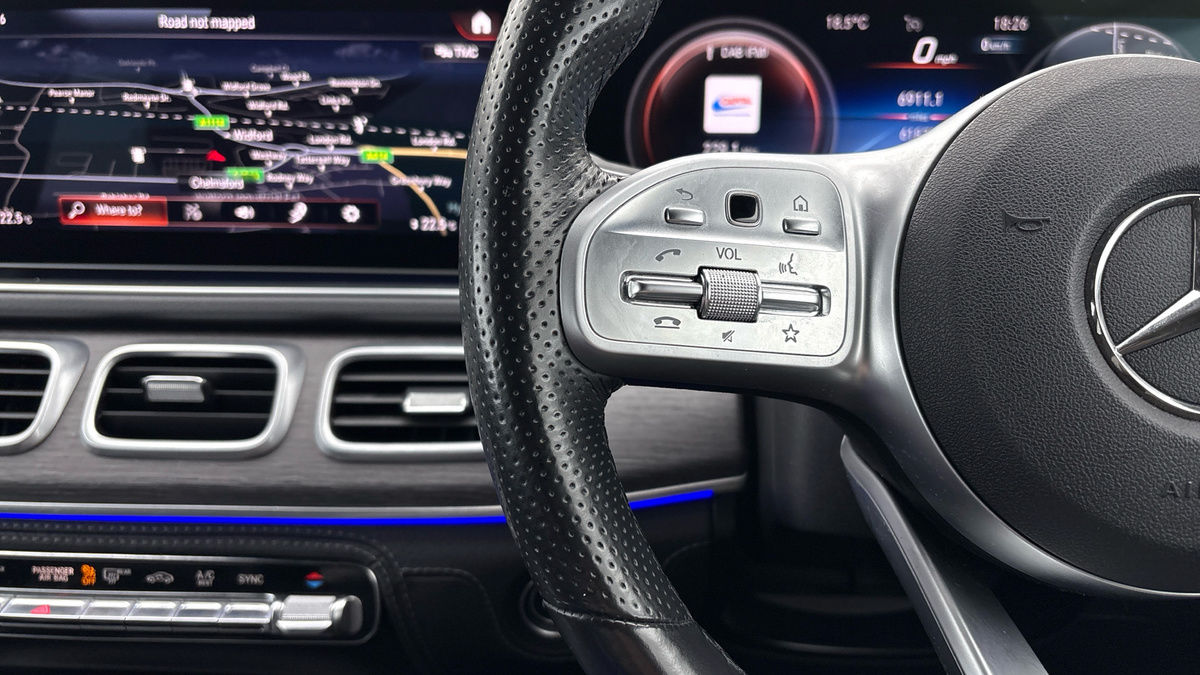 Mercedes-Benz GLE Image 13