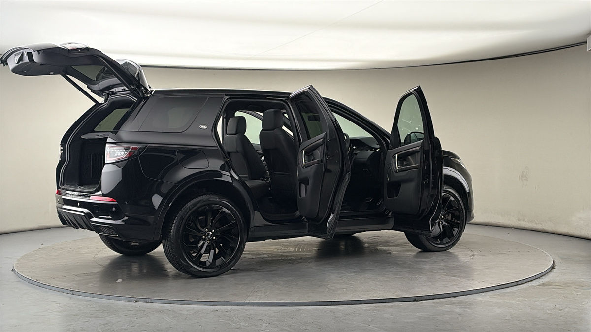 More views of Land Rover Discovery Sport