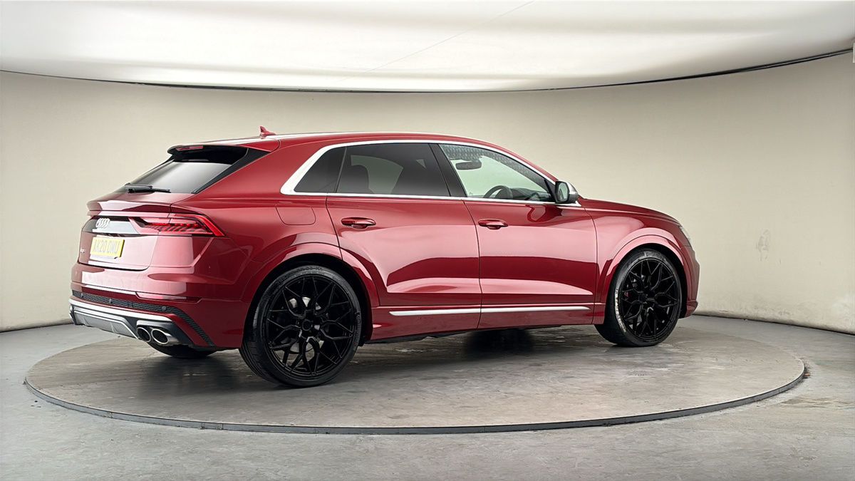 More views of Audi SQ8