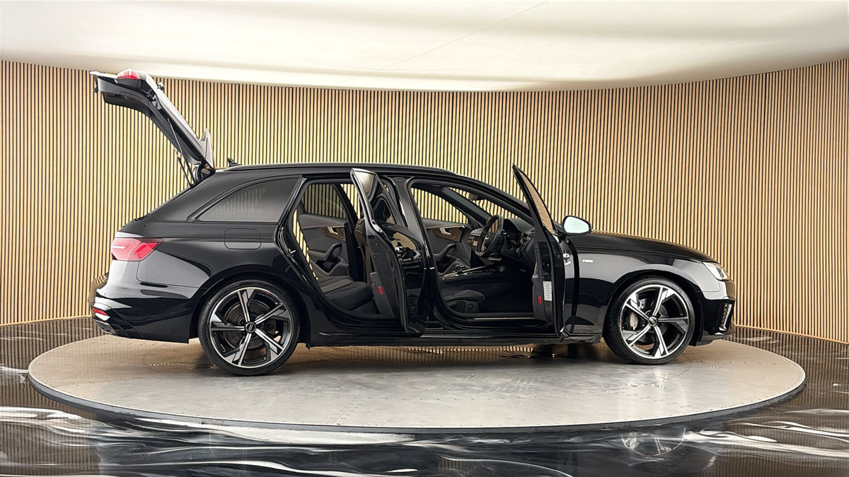 More views of Audi A4 Avant