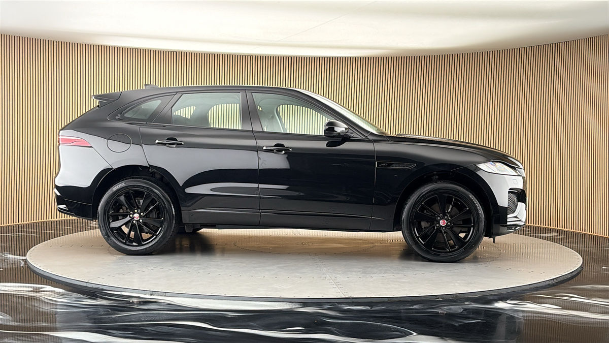 More views of Jaguar F-PACE