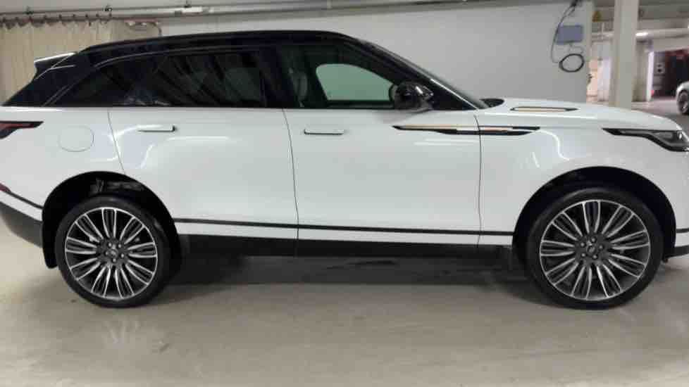 More views of Land Rover Range Rover Velar