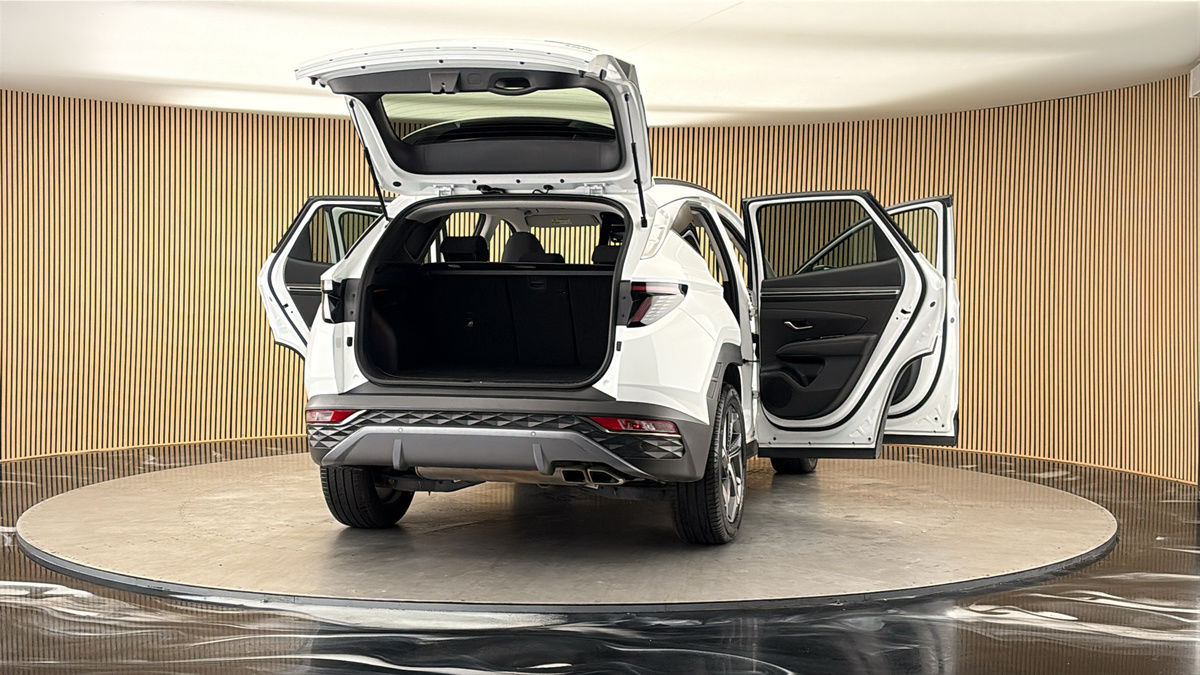 More views of Hyundai TUCSON