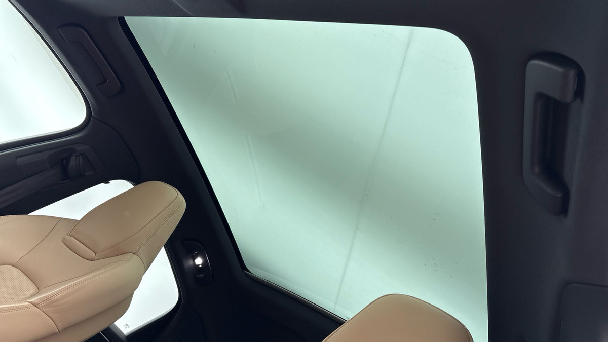 Porsche Cayenne Image 6