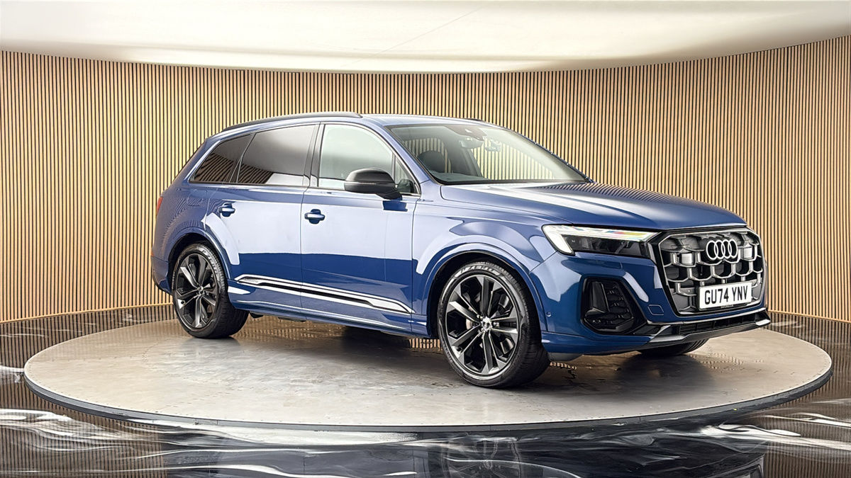 More views of Audi Q7