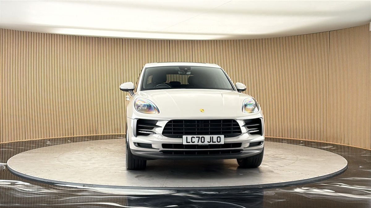 More views of Porsche Macan