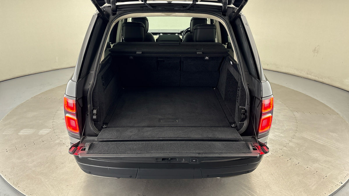 Land Rover Range Rover Image 11