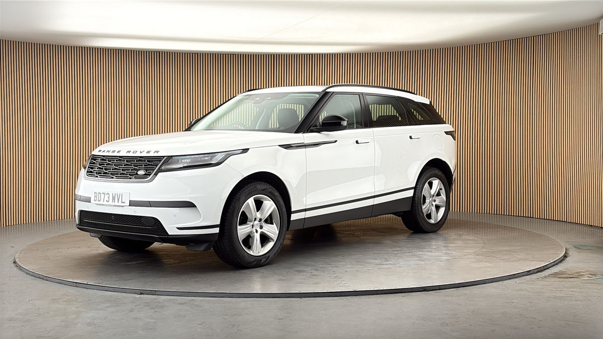 Land Rover Range Rover Velar Image 20