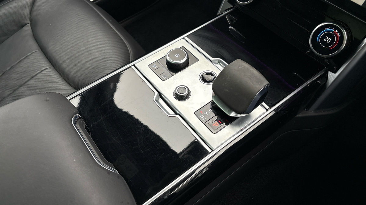 Land Rover Range Rover Image 18