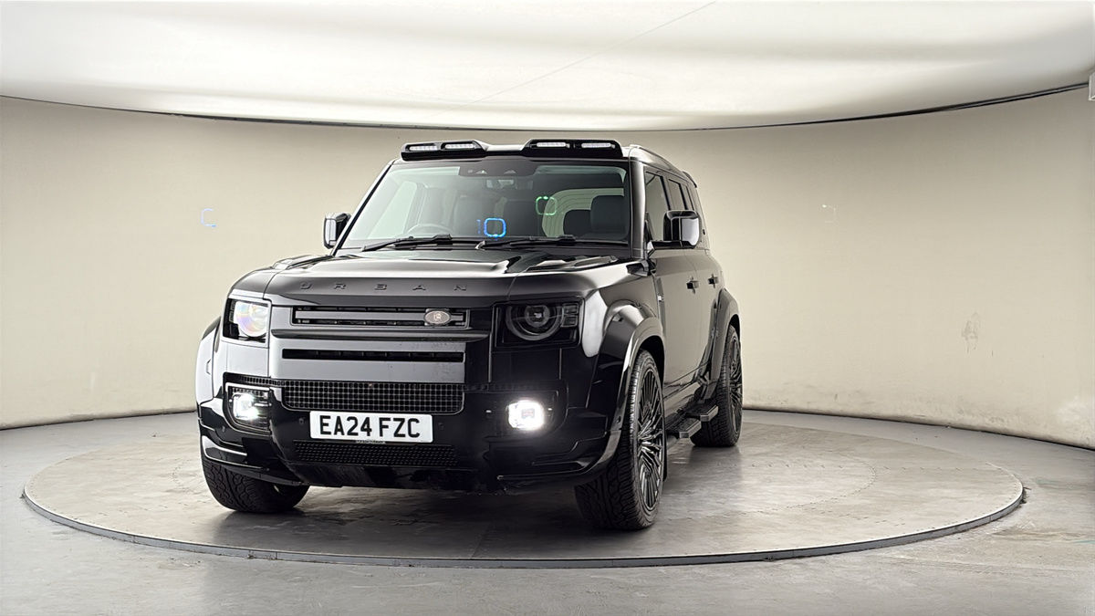 More views of Land Rover Defender 110