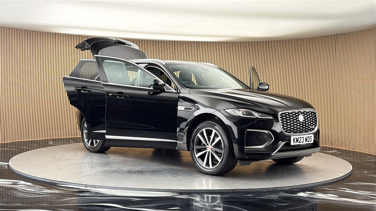 More views of Jaguar F-PACE