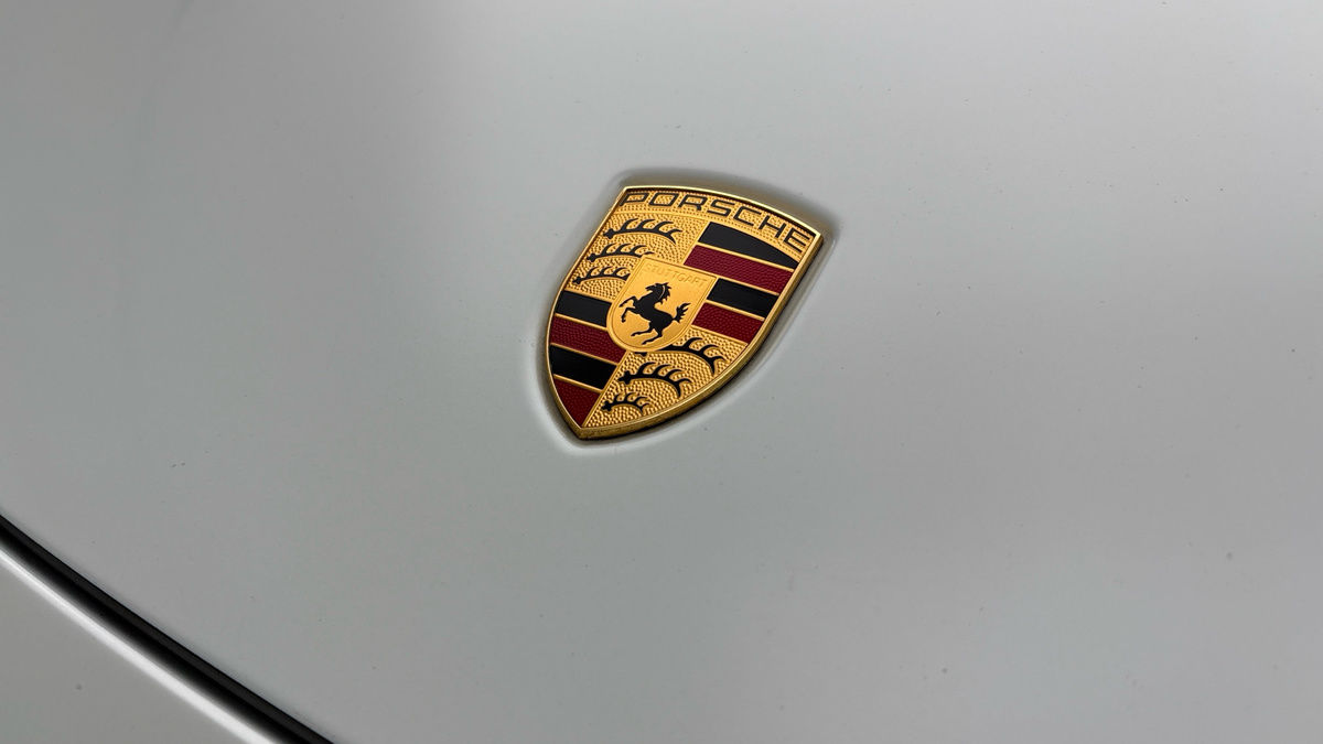 Porsche 911 Image 24