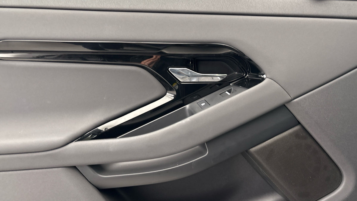 Land Rover Range Rover Evoque Image 19