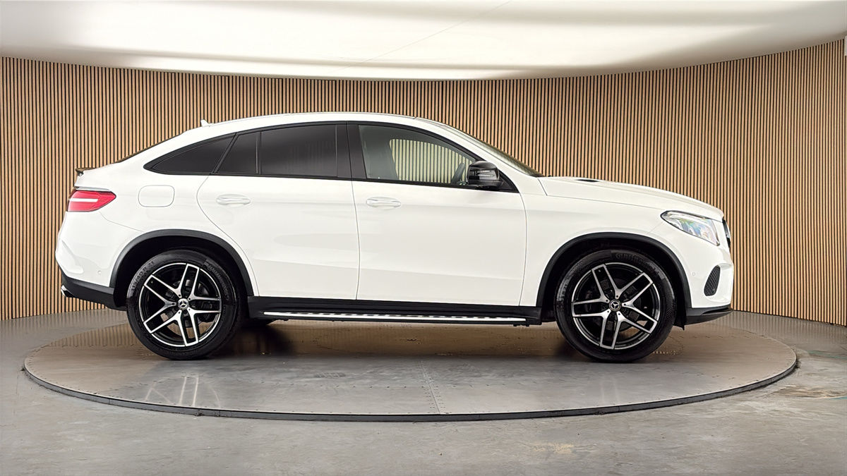 More views of Mercedes-Benz GLE