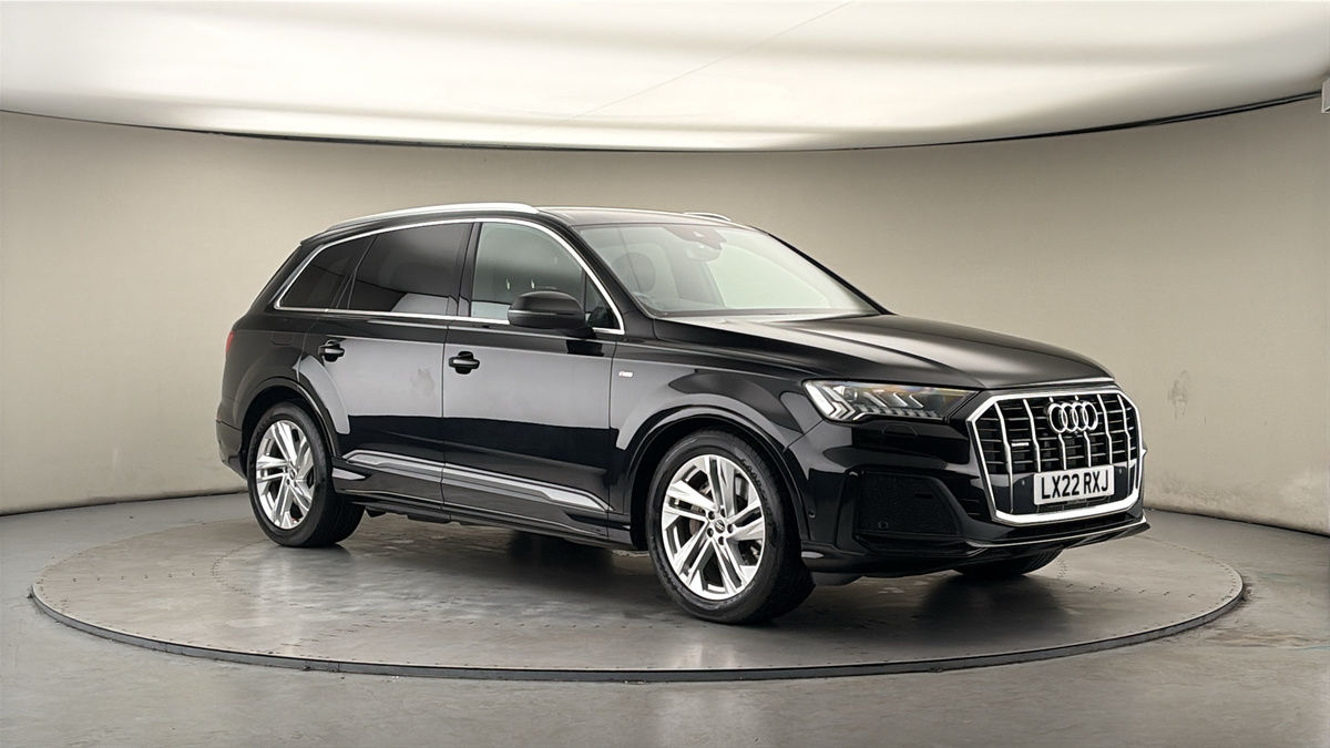More views of Audi Q7