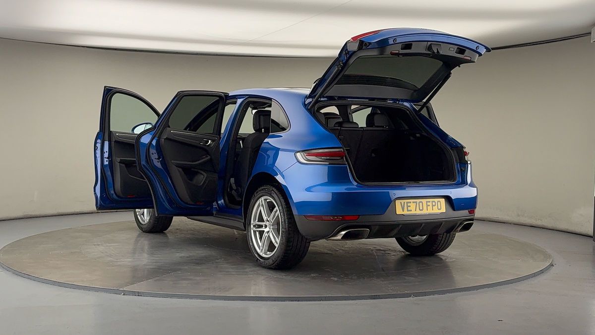 Porsche Macan Image 23