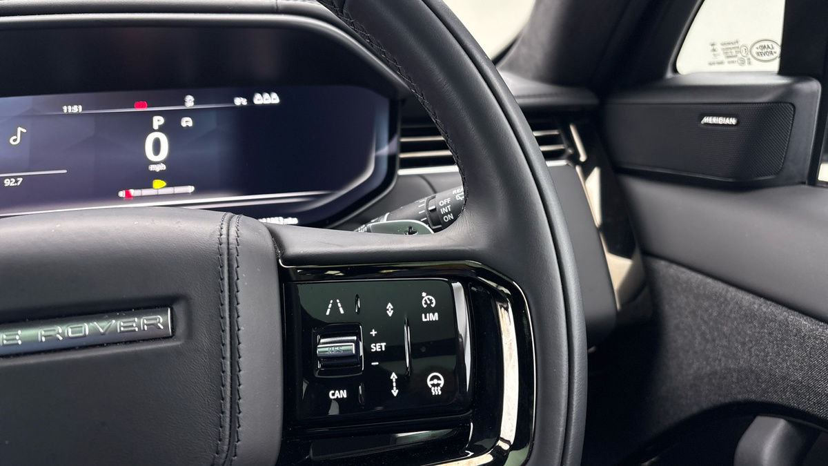 Land Rover Range Rover Sport Urban Image 14